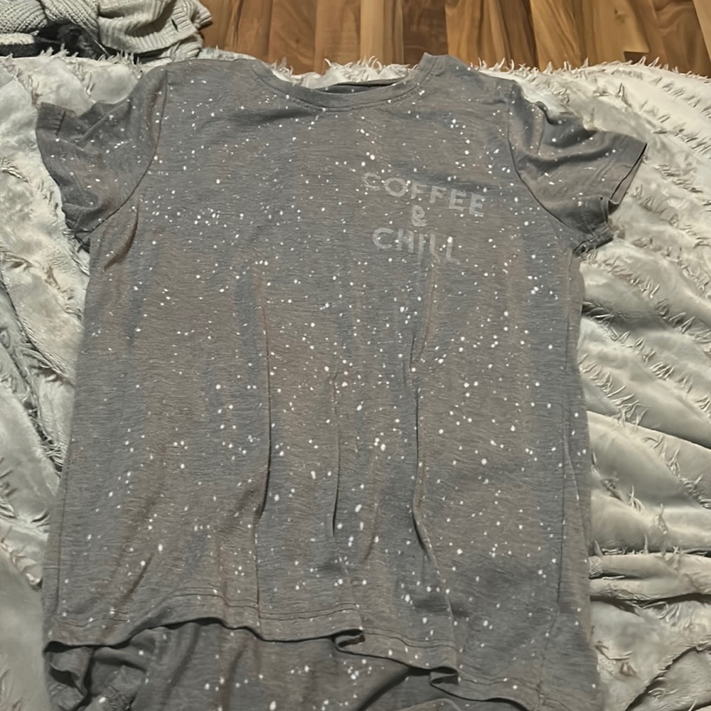 Cute comfy shirt.